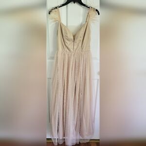 Karimadon Champagne Maple Sweatheart Tulle Feather Sleeve Gown Size 4